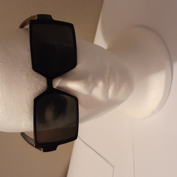 Black Minimal Square Golden Ring Sunglasses Accessories - Black Minimal Square Golden Ring Sunglasses